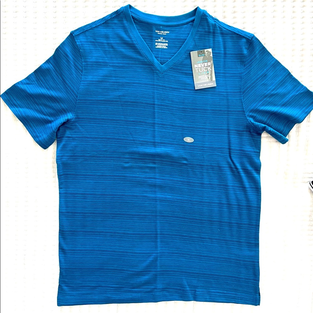 VAN HEUSEN TSHIRT SHORT SLEEVES SLIM FIT NEVER TUCK SIZE M